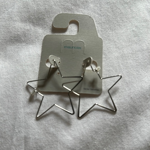 NWT Maurice’s light star hoop earrings. - Picture 1 of 2